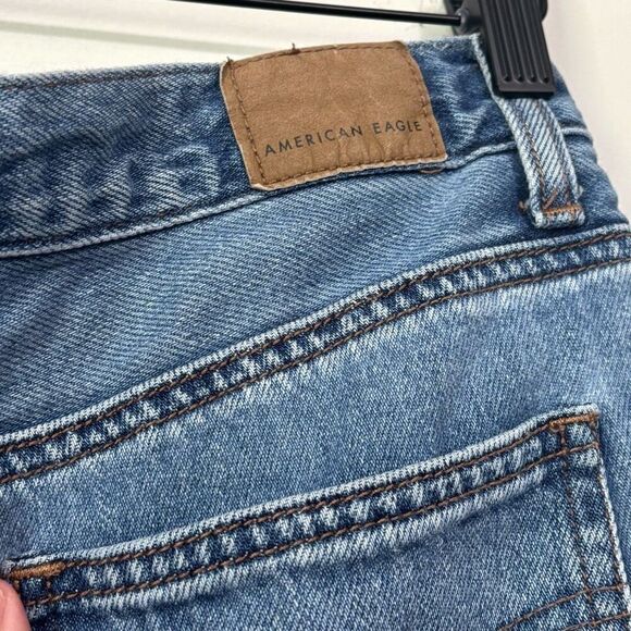 American Eagle Mom Cuffed Jean Shorts Size 0 - Picture 3 of 6